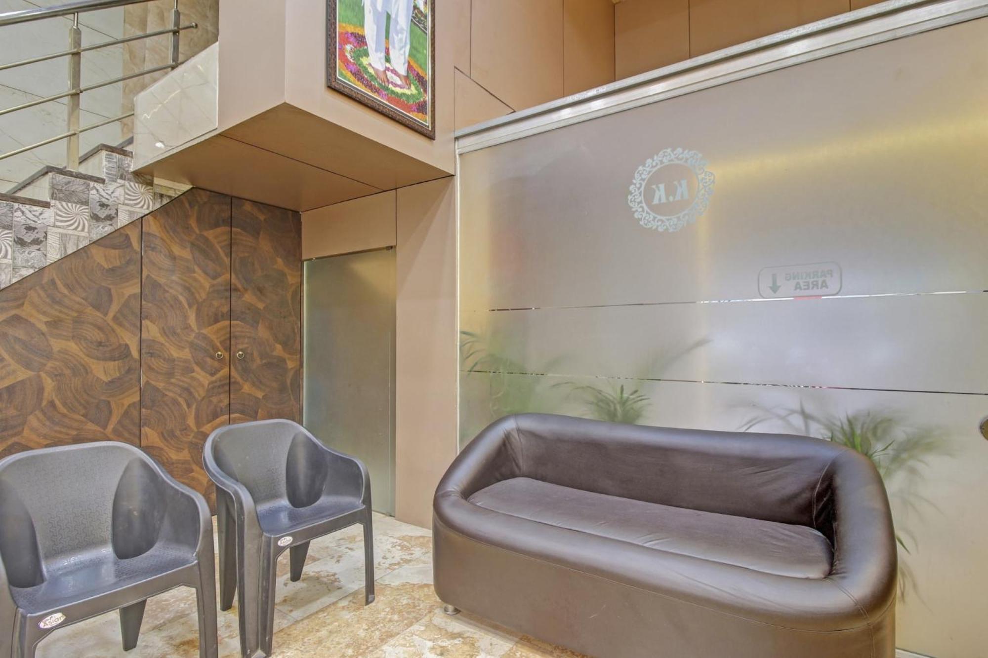Hotel Ambedkar Kalyān Extérieur photo