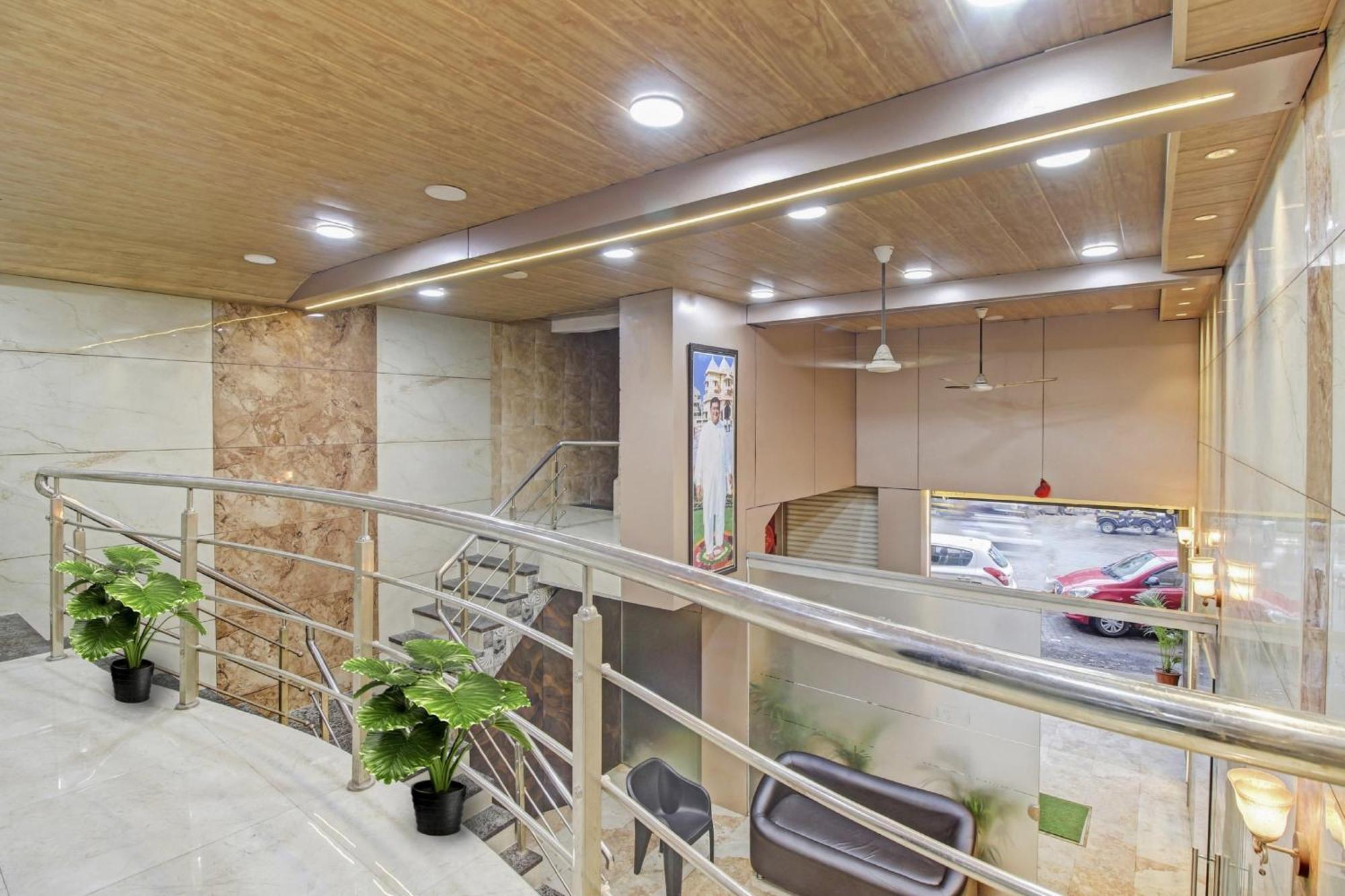 Hotel Ambedkar Kalyān Extérieur photo